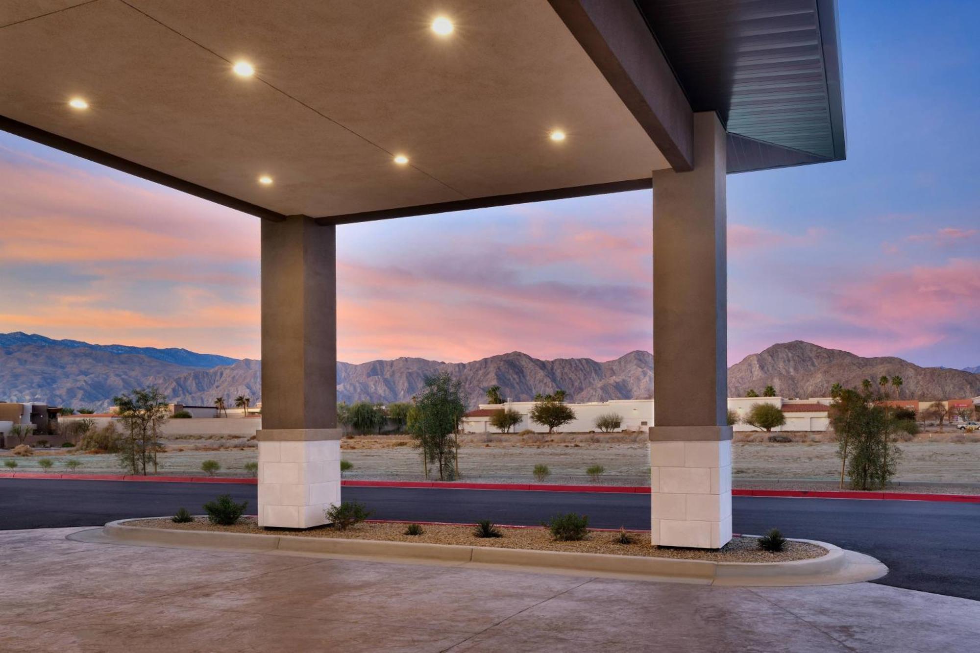 Residence Inn By Marriott La Quinta Bagian luar foto